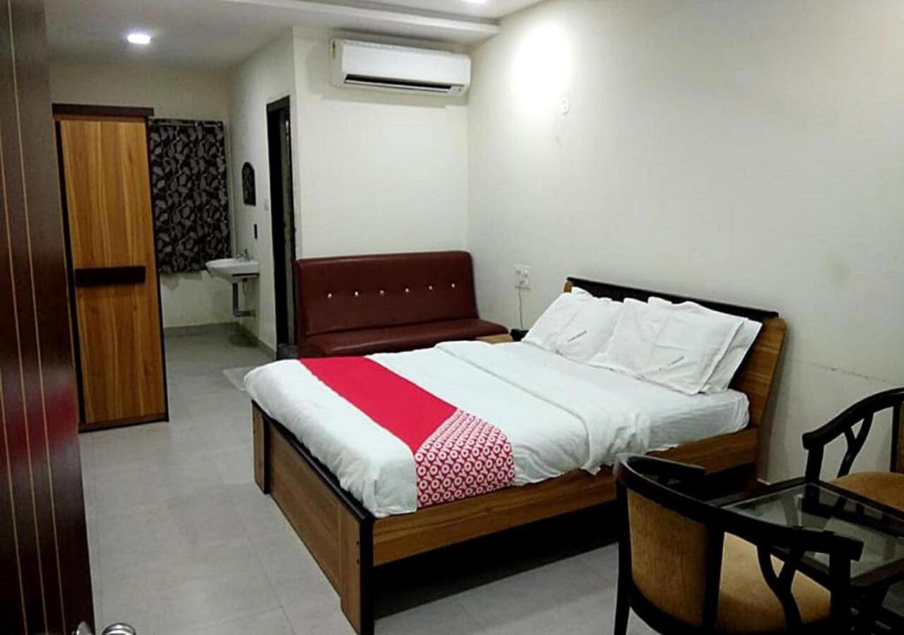 Hotel Santoshi Hometel Raichur Luaran gambar
